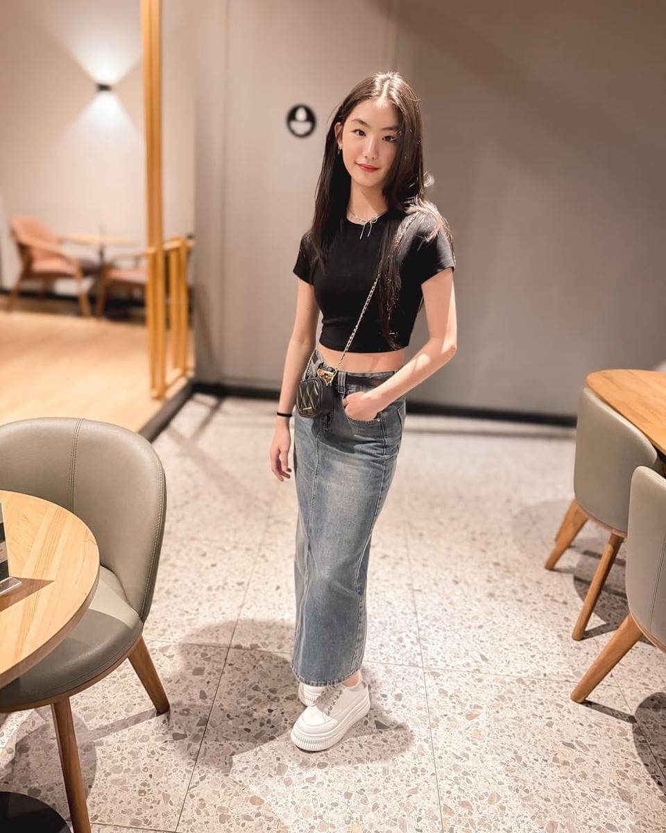 OOTD Chrystal xaviera Winjaya