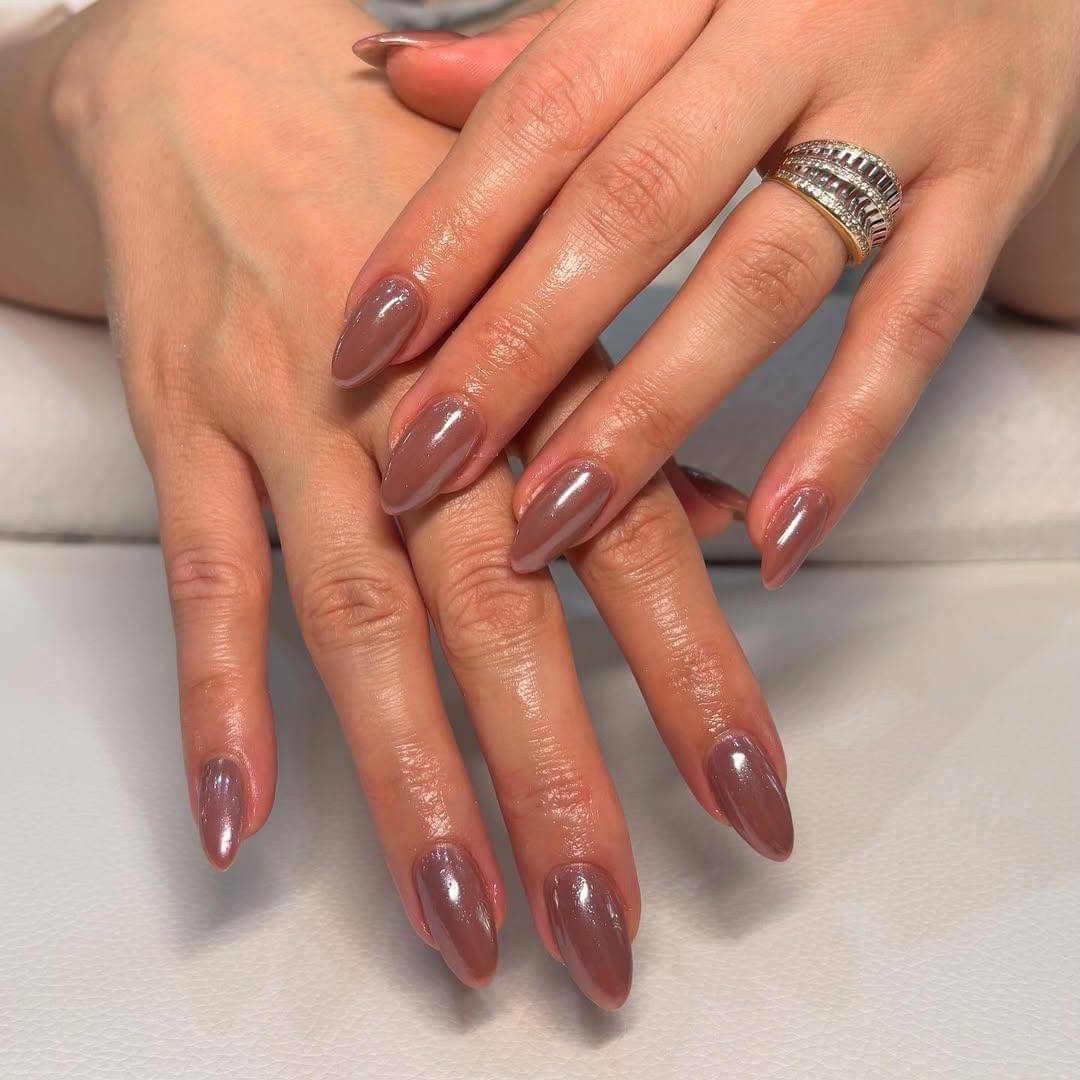 Inspirasi nail art toasted nails (instagram.com/zennailsspa_muenchen)