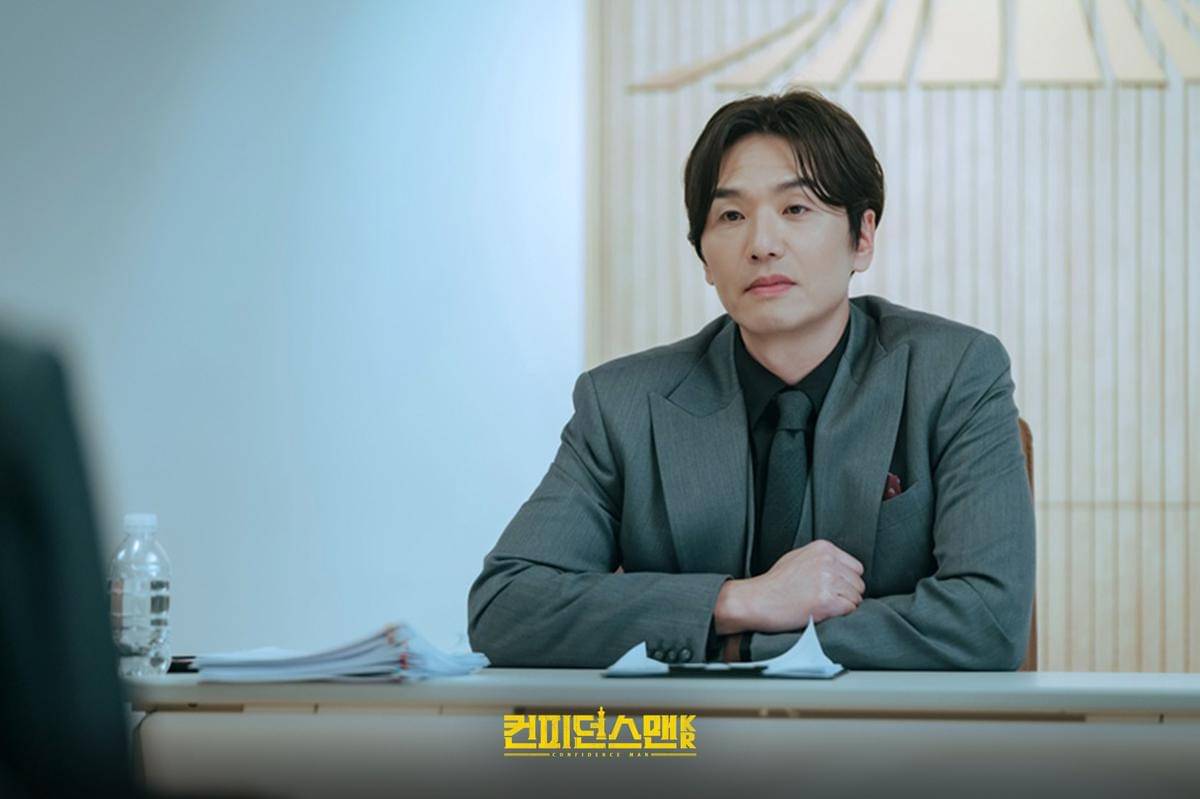 still cuts drama Confidence Queen