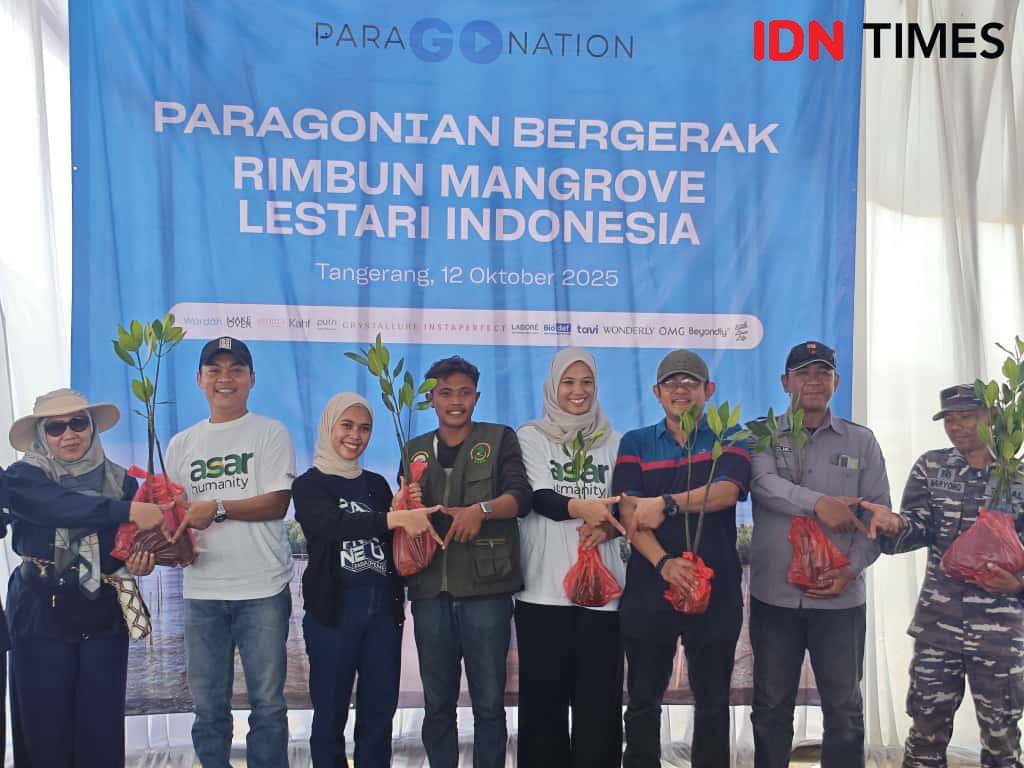 Acara "Paragonian Bergerak" pada Minggu (12/10/2025) di Tanjung Burung, Teluk Naga. (IDN Times/Febriyanti Revitasari)
