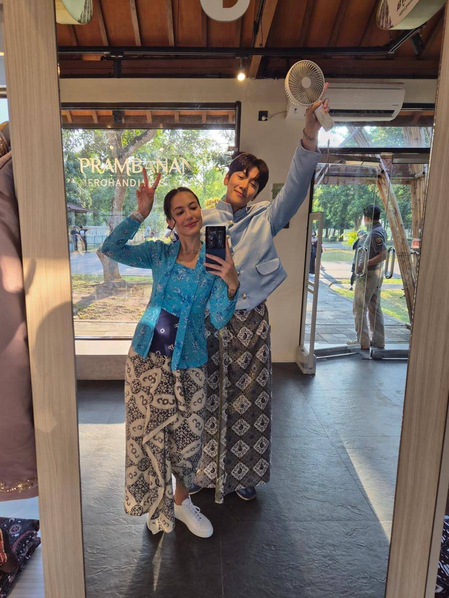 Ji Chang Wook pakai baju adat Jawa