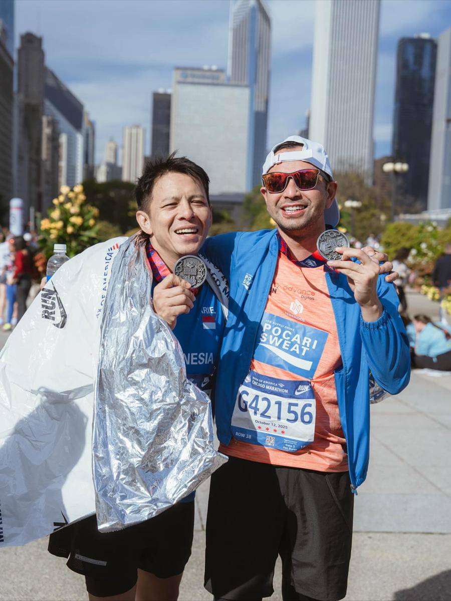 artis ikut Chicago Marathon 2025