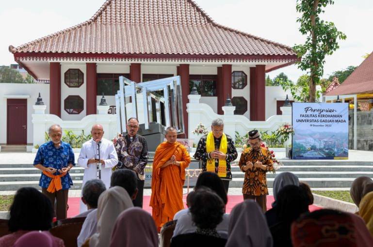 Potret rumah ibadah enam agama di ugm