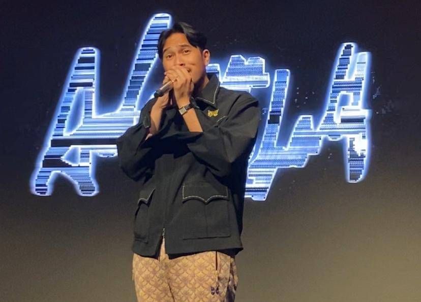 potret Adrian Khalif di press conference pengumuman nominasi AMI Awards 2025 (dok. IDN Times/Rani Asnurida)