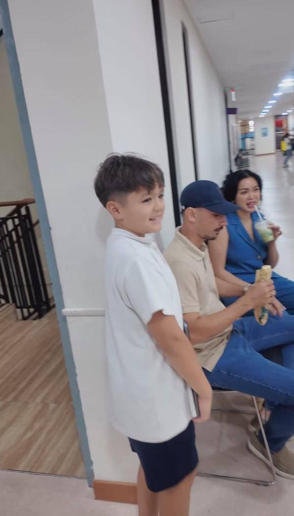 Jessica Iskandar ambil rapot El Barack (instagram.com/inijedar)