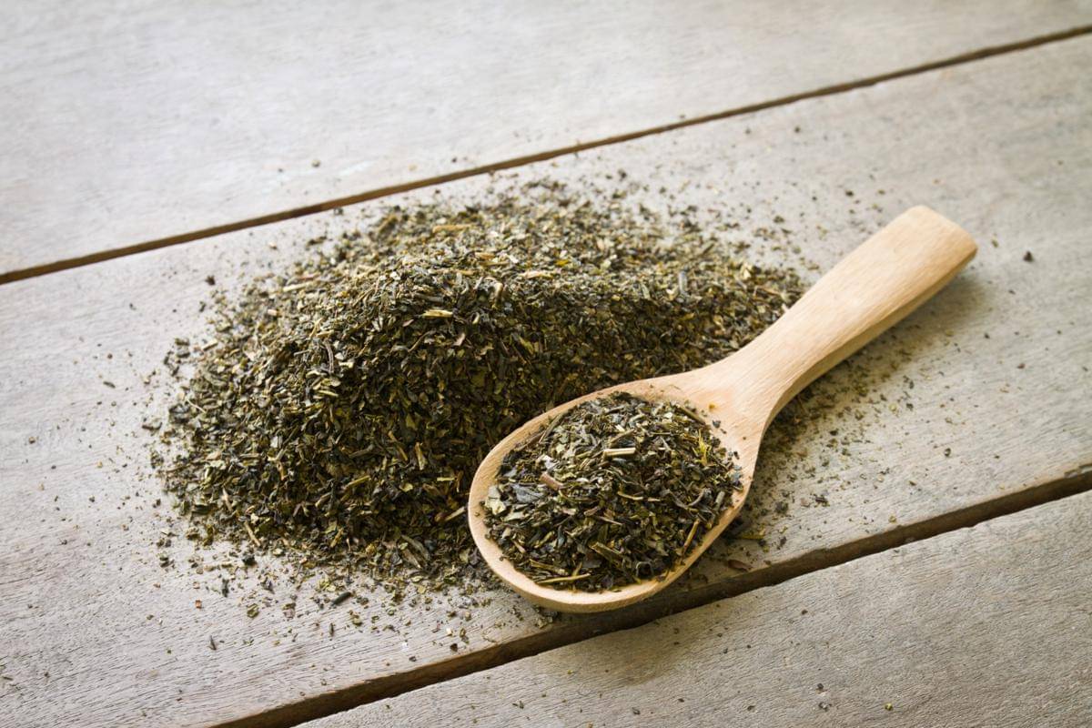 ilustrasi bubuk teh untuk Thai milk tea