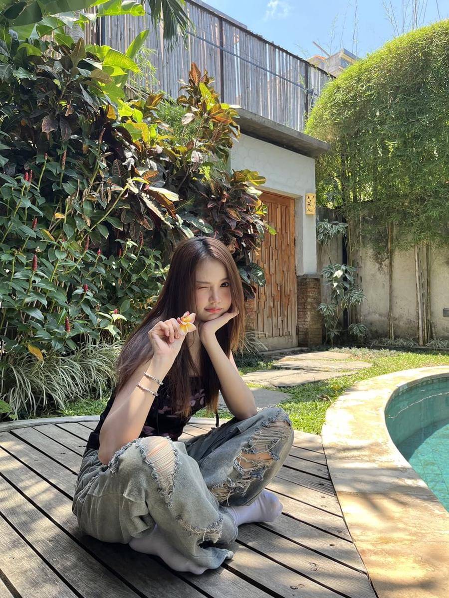 Carmen Hearts2Hearts saat mudik ke Bali