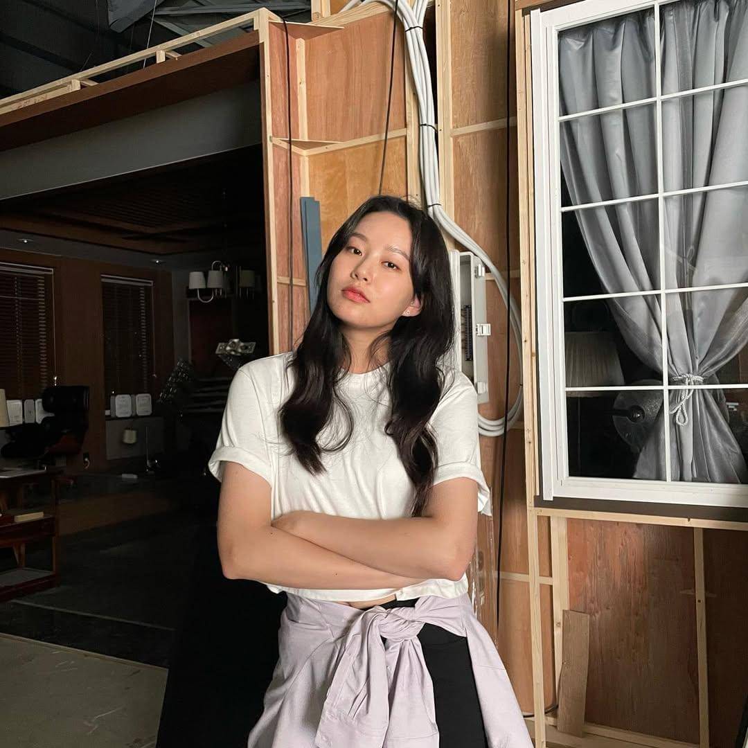 potret Park Yoo Na