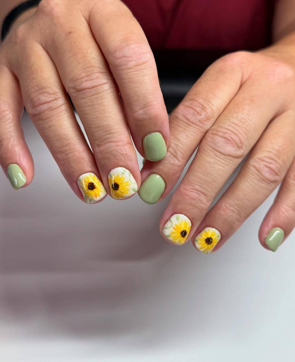 inspirasi olive nail art