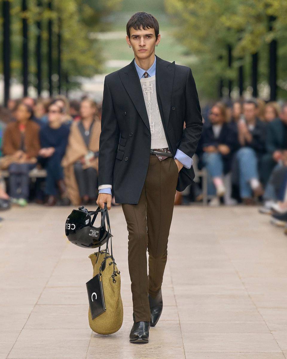 Koleksi Celine Summer 2026 di Paris Fashion Week