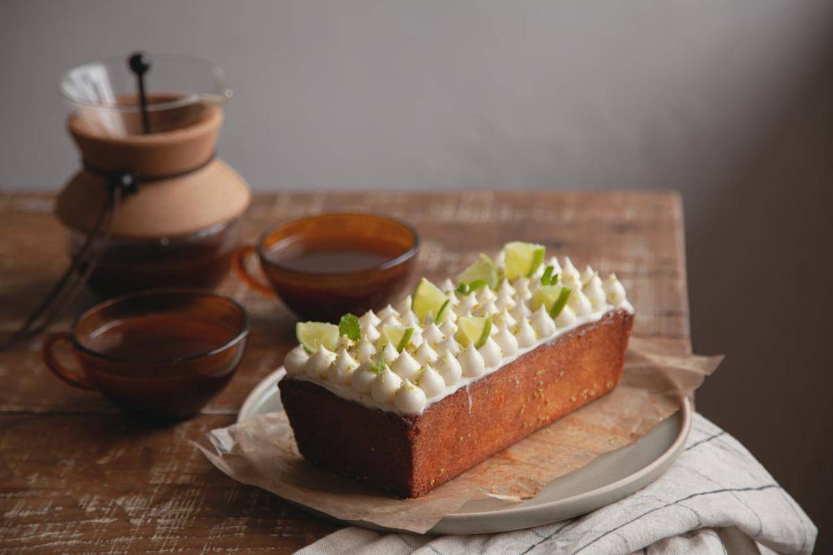 ilustrasi lime loaf cake