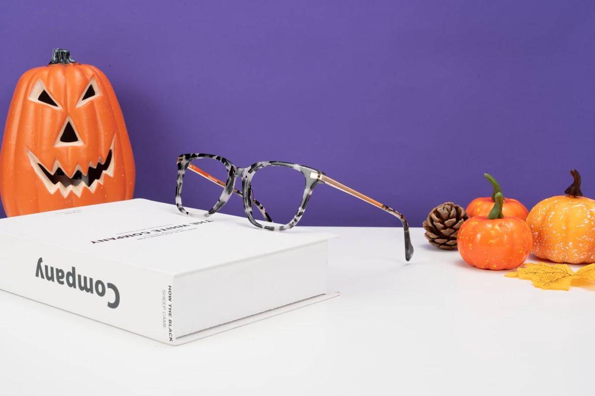 Inspirasi hadiah Halloween - kacamata