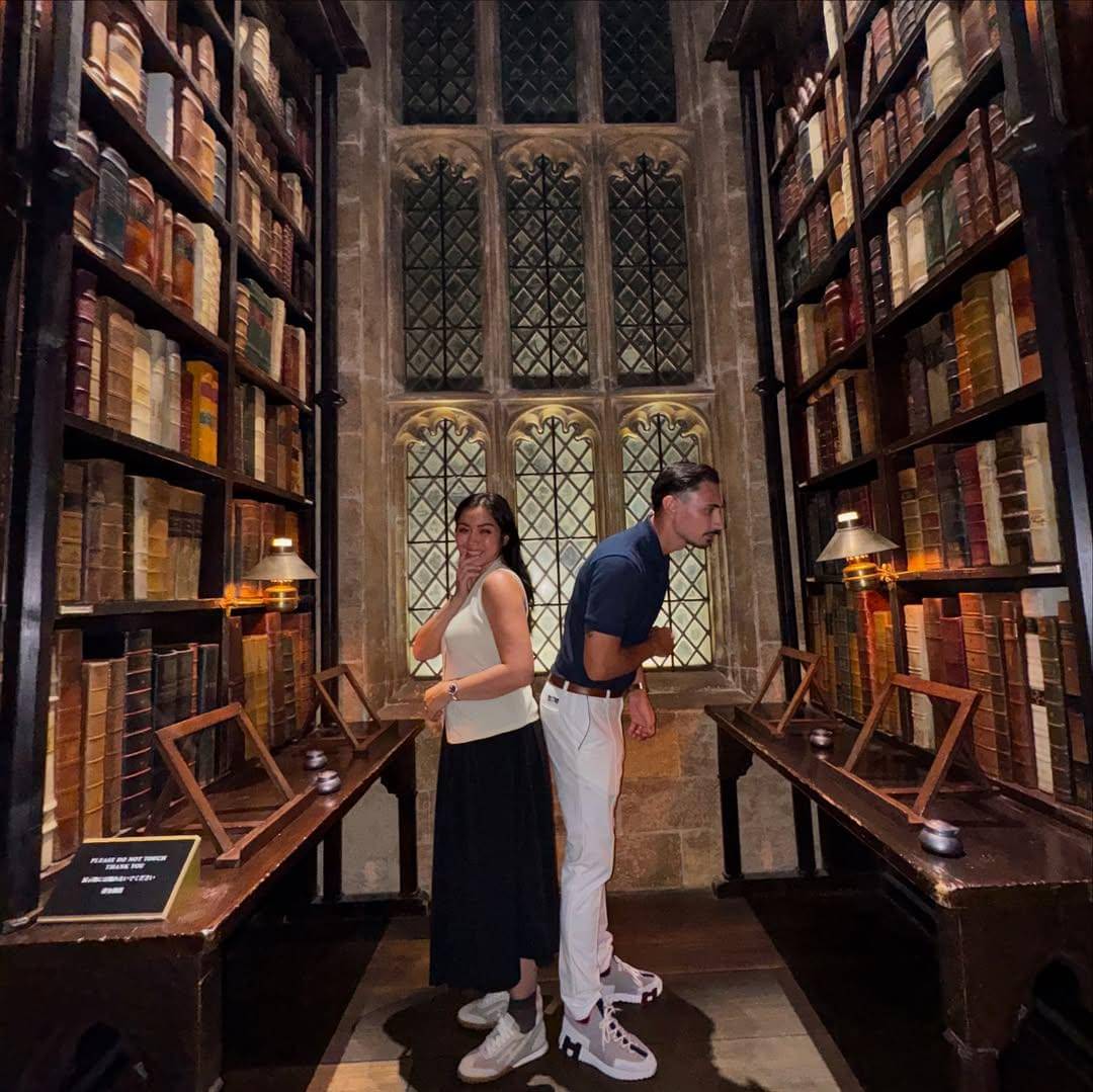 keluarga Jessica Iskandar ke Harry Potter Warner Bros Jepang