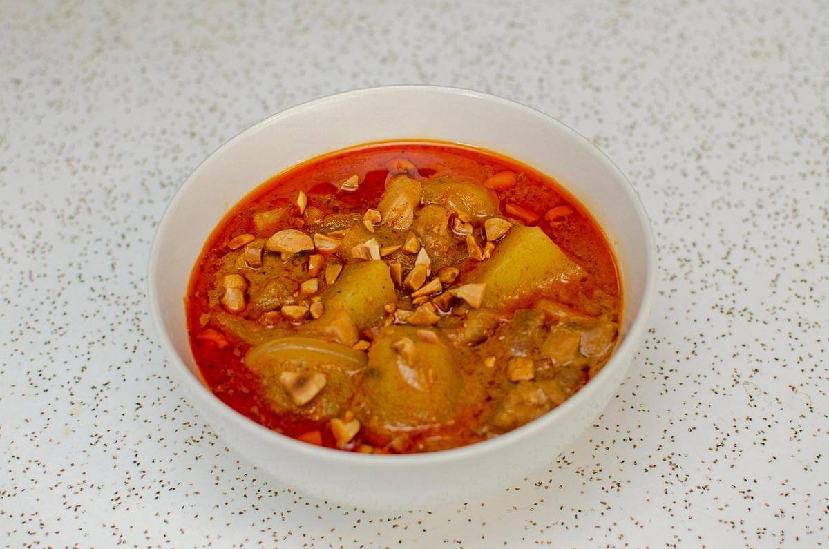 ilustrasi massaman curry