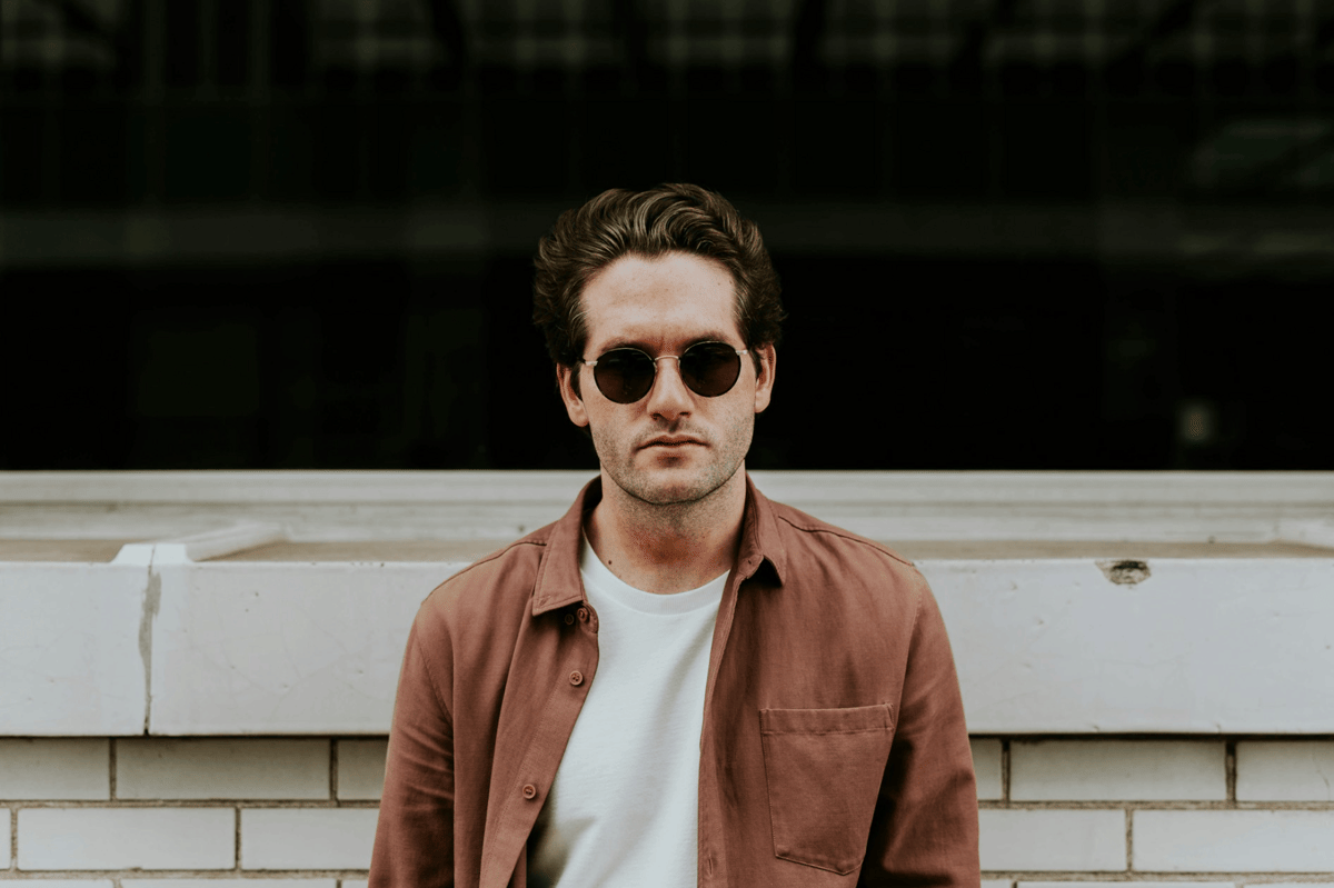 ilustrasi cowok alpha