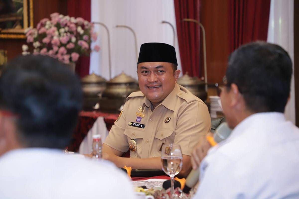 Bupati Bogor Rudy Susmanto