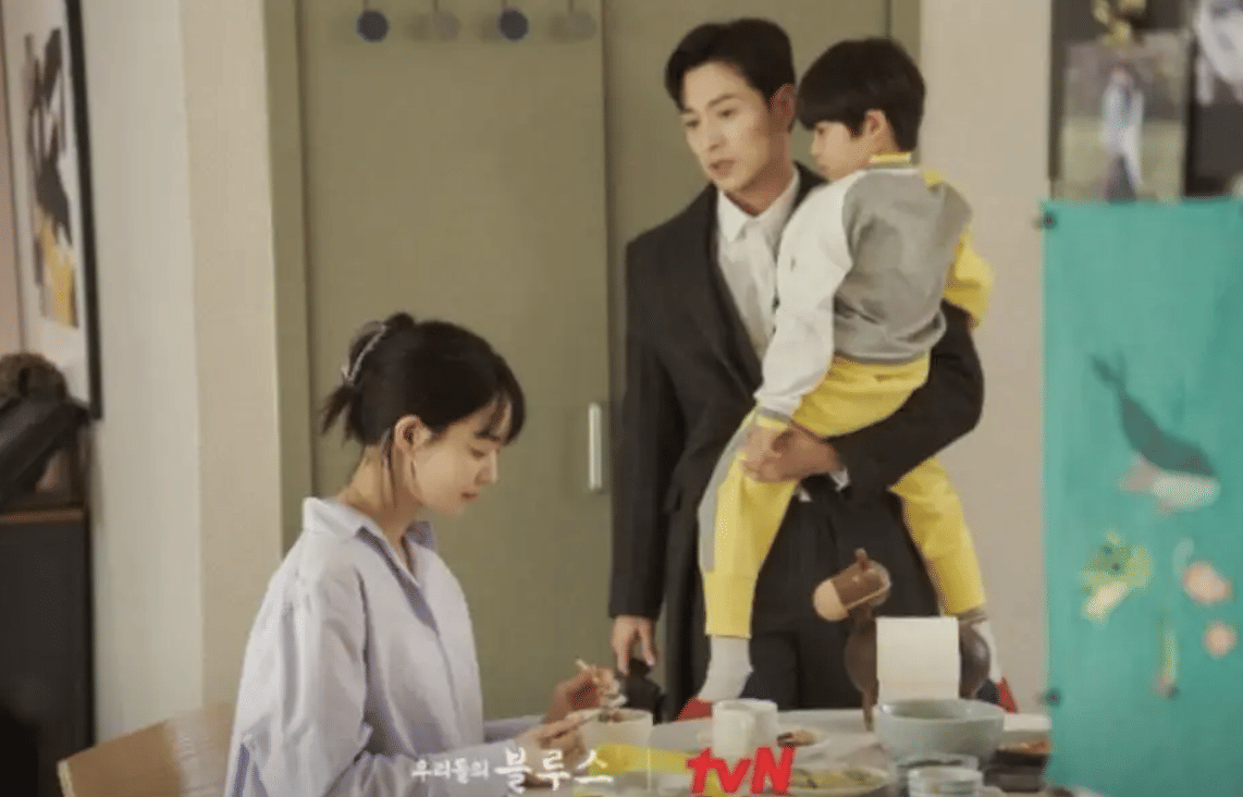 cuplikan drama yang dibintangi Jung Sung Il (dok. tvN/Our Blues)