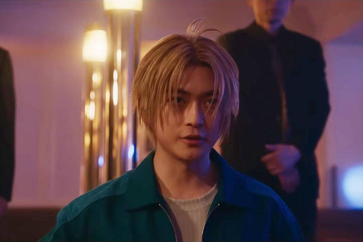 Fumiya Takahashi sebagai Shin Asakura