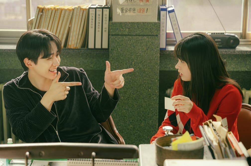 Lee Joon Ho dan Kim Min Ha di KDrama Typhoon Family