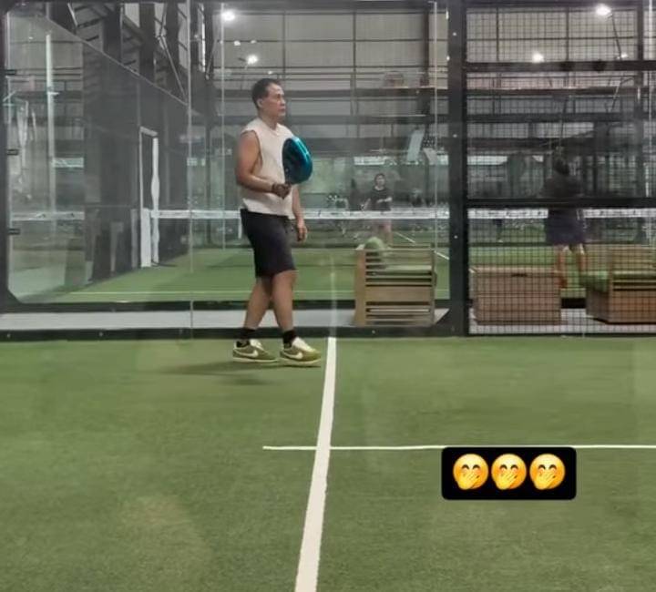 Adjie Pangestu Main Padel