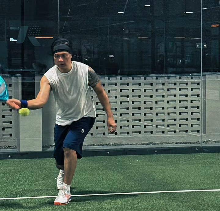 Adjie Pangestu Main Padel