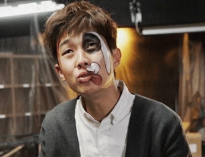 Choi Woo Shik di film Golden Slumber