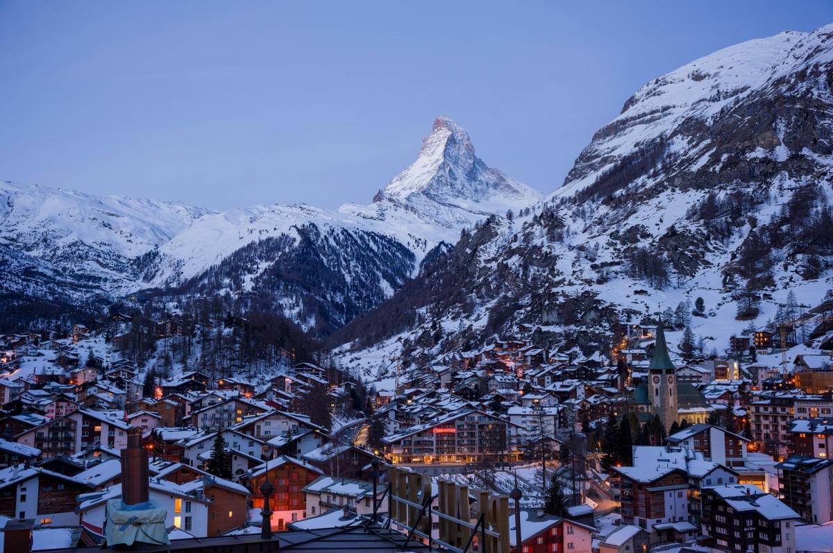 Fakta Unik Zermatt, Desa Tanpa Mobil Pribadi di Kaki Gunung Alpen