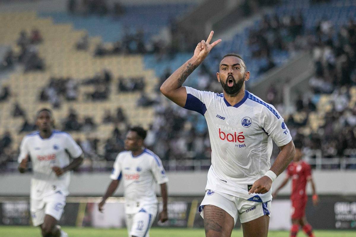 Duel Persis Solo versus Arema FC di BRI Super League 2025/2026.
