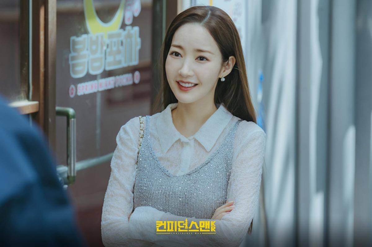 still cut drama Korea Confidence Queen