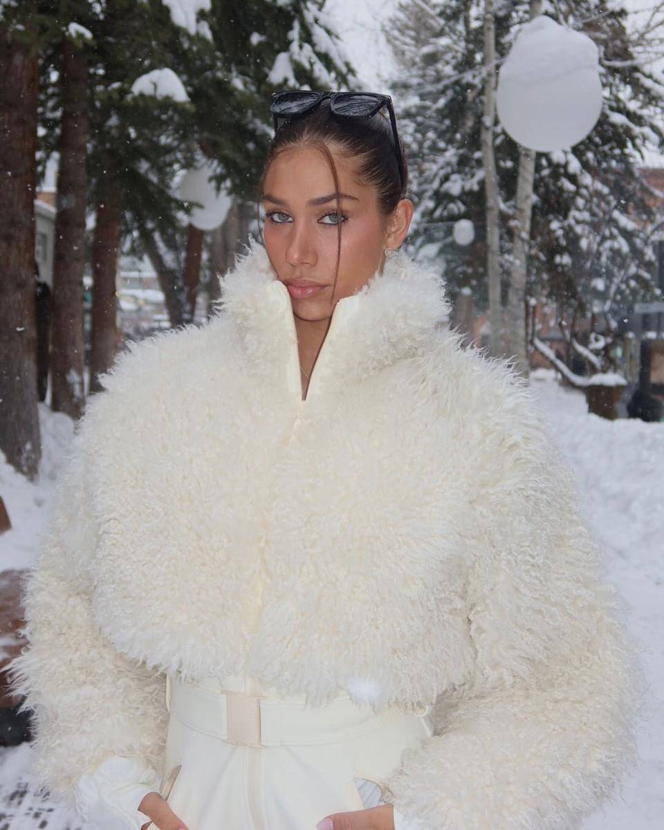 potret Lina Teresa Luaces, Miss Universe Kuba 2025