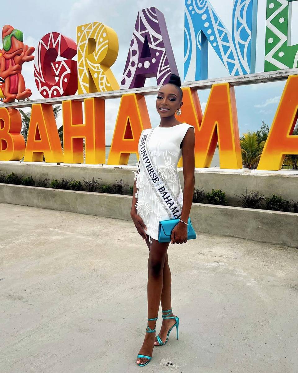 potret Malique Bowe, Miss Universe Bahamas 2025