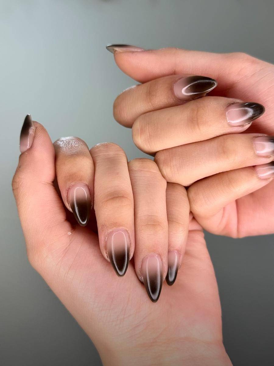 Inspirasi nail art smoke nail