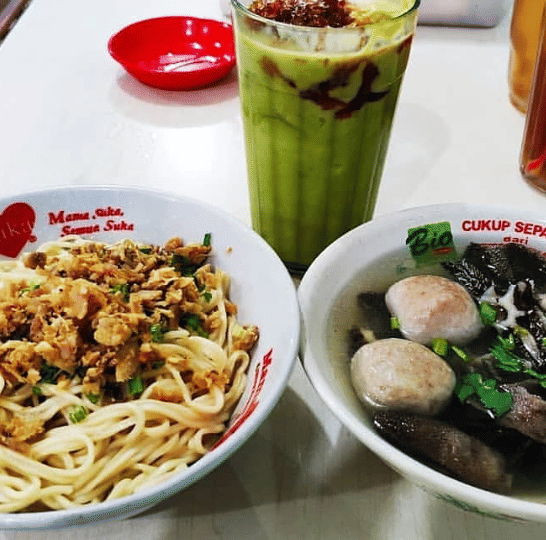 Rumah Makan Linggarjati Bandung