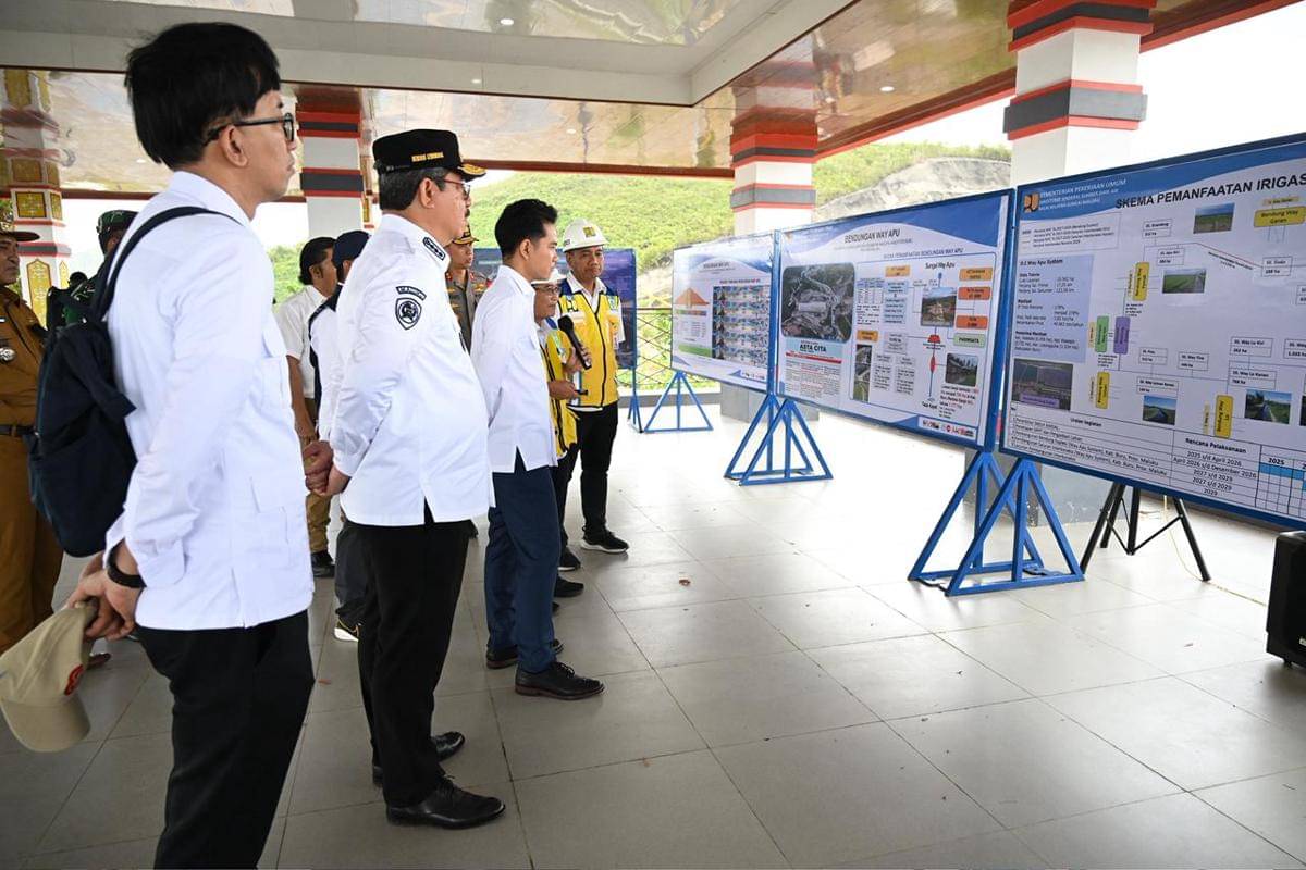 Wakil Presiden (Wapres) Gibran Rakabuming meninjau progres pembangunan Bendungan Way Apu di Kabupaten Buru, Selasa (14/10/2025) (dok. Setwapres)