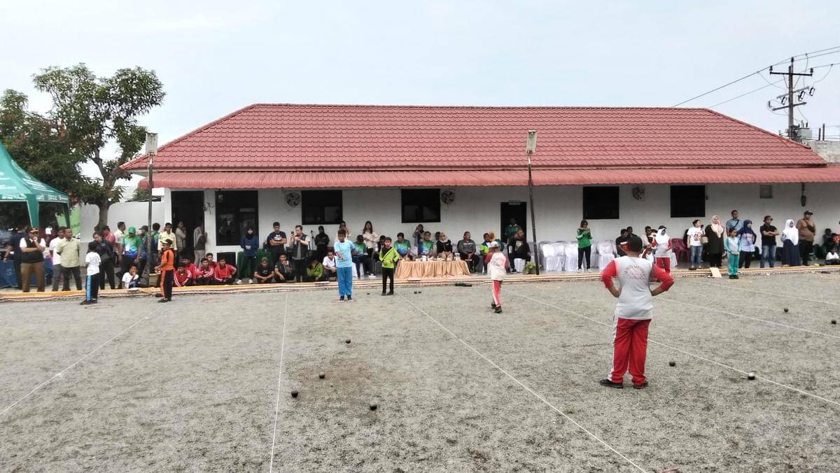 Aksi atlet di cabor petanque Porkot Medan XV (dok.media porkot)