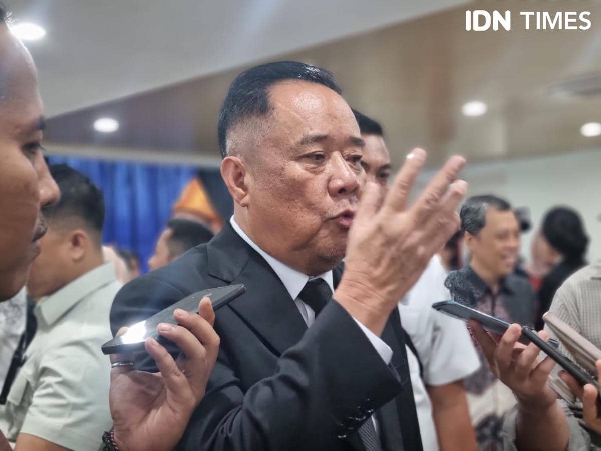 Wagub Sumsel Cik Ujang