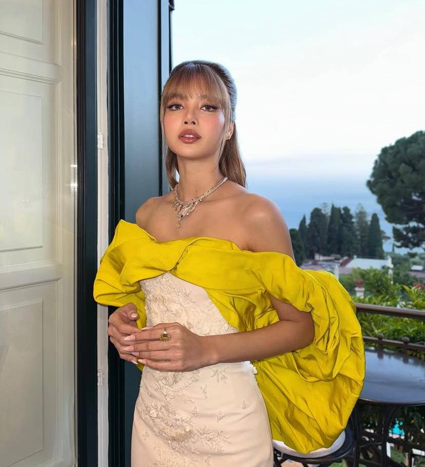 potret Lisa BLACKPINK (Instagram.com/lalalalisa_m)