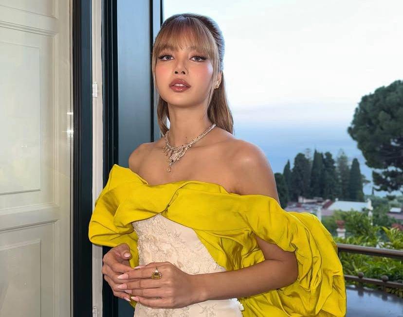 potret Lisa BLACKPINK (Instagram.com/lalalalisa_m)
