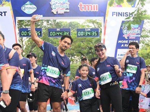 Yaya, anak Ririn Ekawati dan Ibnu Jamil ikut marathon