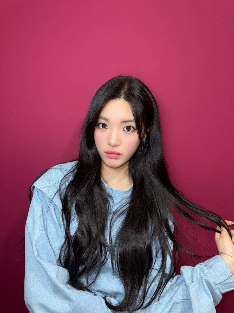 Yuha (x.com/Hearts2Hearts)