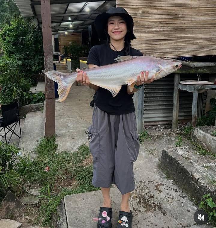 Jessica Jane dan Erwin mancing date