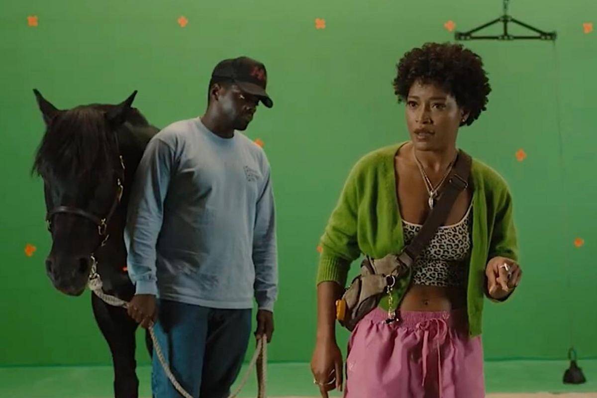 Daniel Kaluuya dan Keke Palmer dalam film Nope