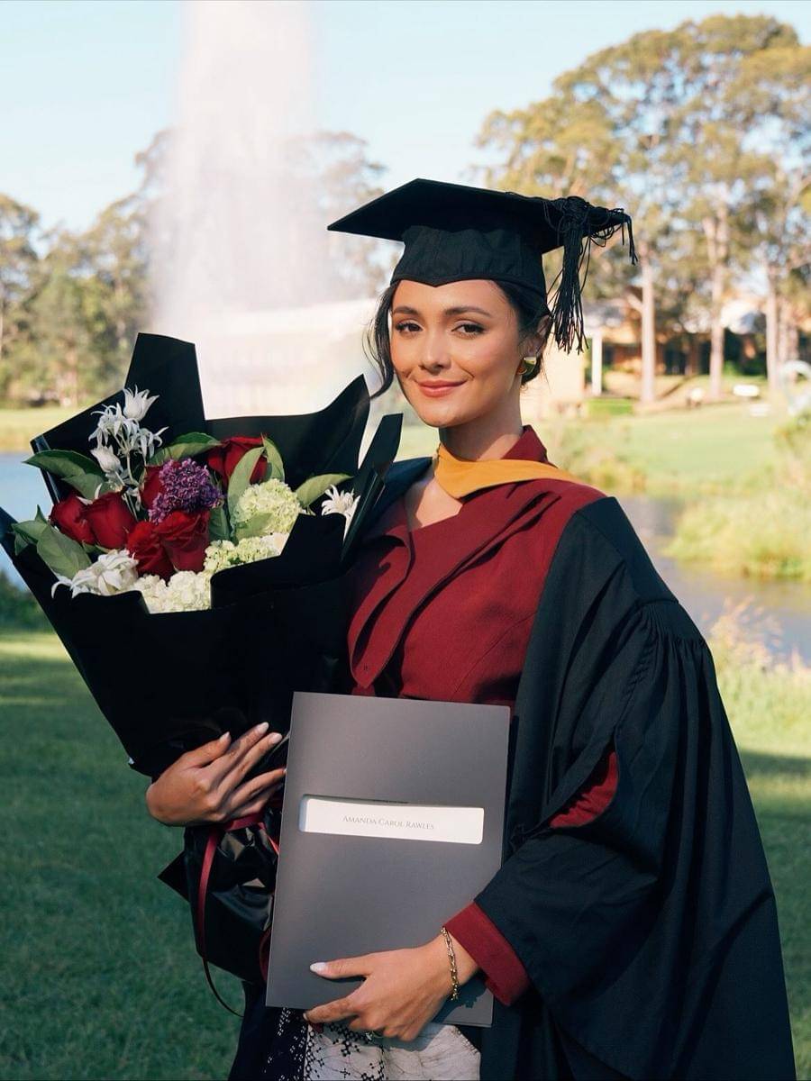 Amanda Rawles wisuda di Australia (instagram.com/amandarawles)