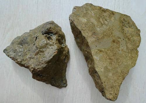 Ilustrasi asteroid tipe V