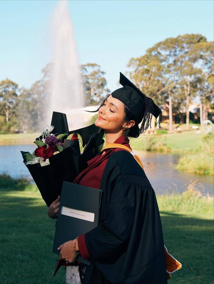 Amanda Rawles wisuda di Australia (instagram.com/amandarawles)
