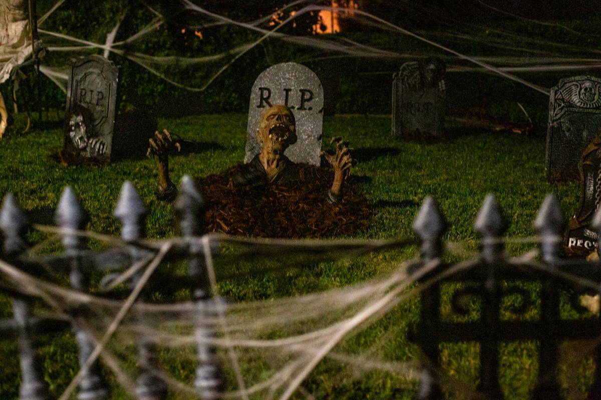 dekorasi halloween 2025