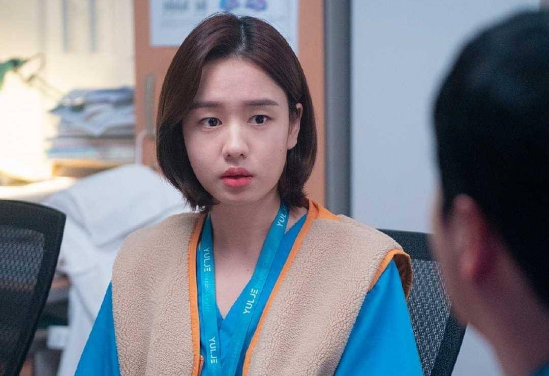 Ahn Eun Jin di drama Hospital Playlist