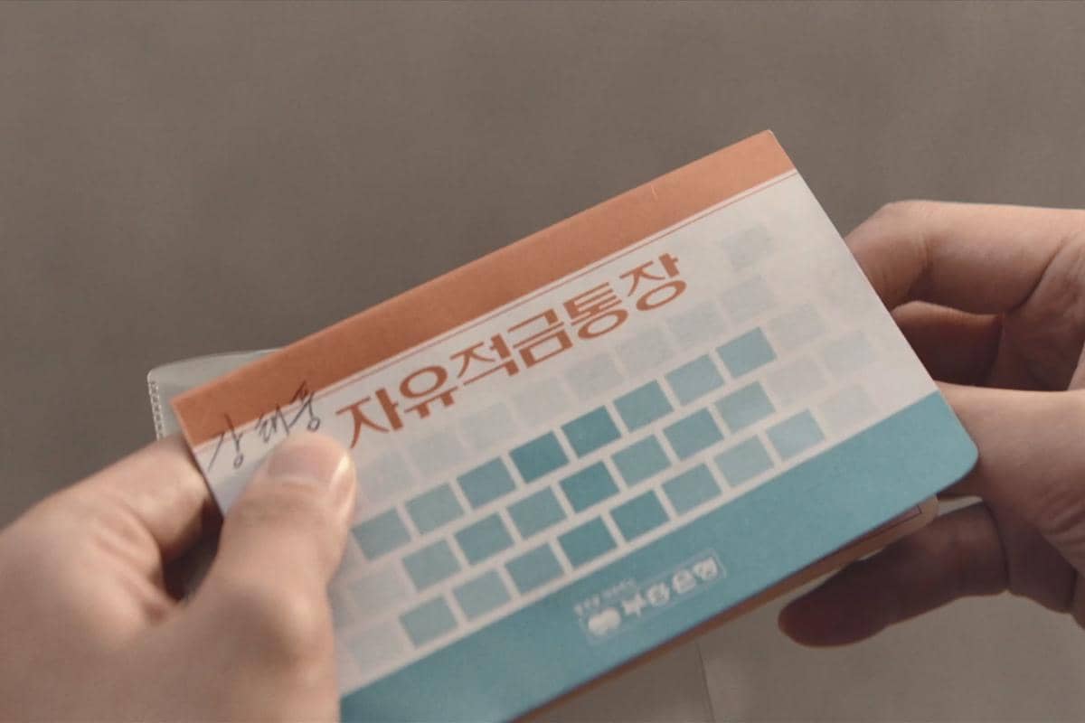 cuplikan drama Typhoon Family