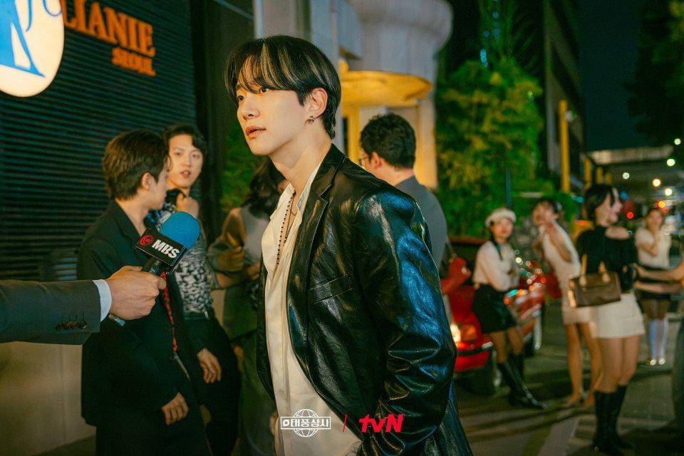 Lee Junho di Typhoon Family