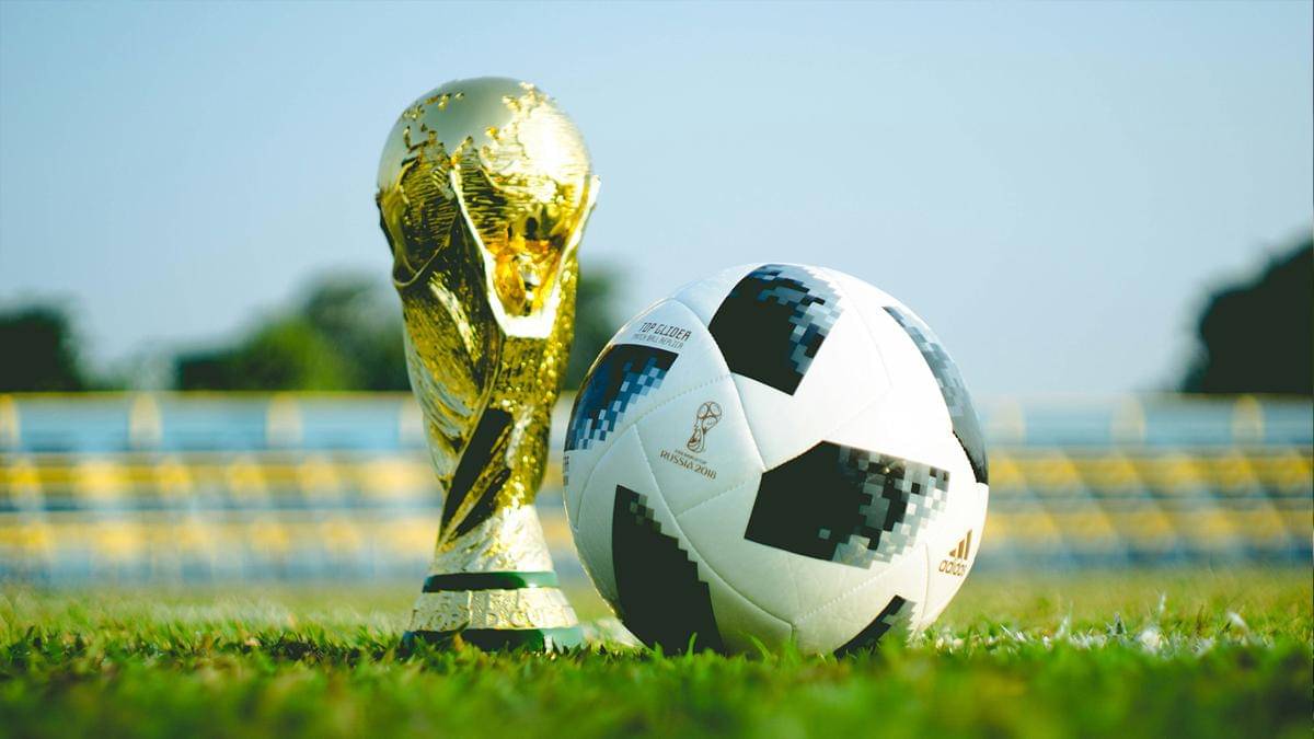 ilustrasi trofi Piala Dunia
